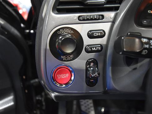 Used 2003 Honda S2000 image 19