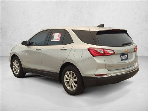 Used 2018 Chevrolet Equinox LS FWD image 7