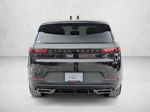 Certified 2025 Land Rover Range Rover Sport SE image 7