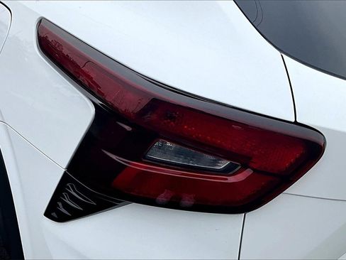 Used 2024 Chevrolet Trax RS w/ Driver Confidence Package image 31