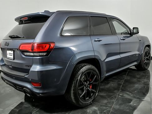 Used 2019 Jeep Grand Cherokee SRT AWD/4WD image 9