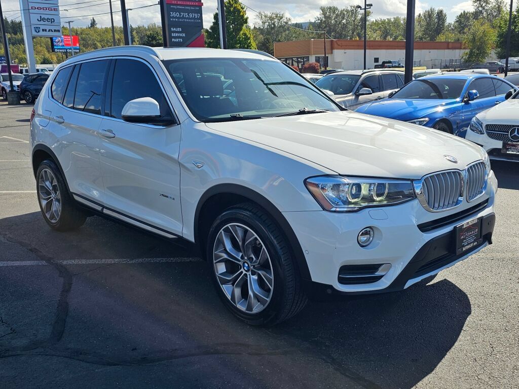 Used 2016 BMW X3 xDrive28i AWD/4WD image 3