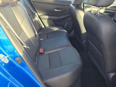 Used 2025 Nissan Sentra SR w/ SR Premium Package image 8