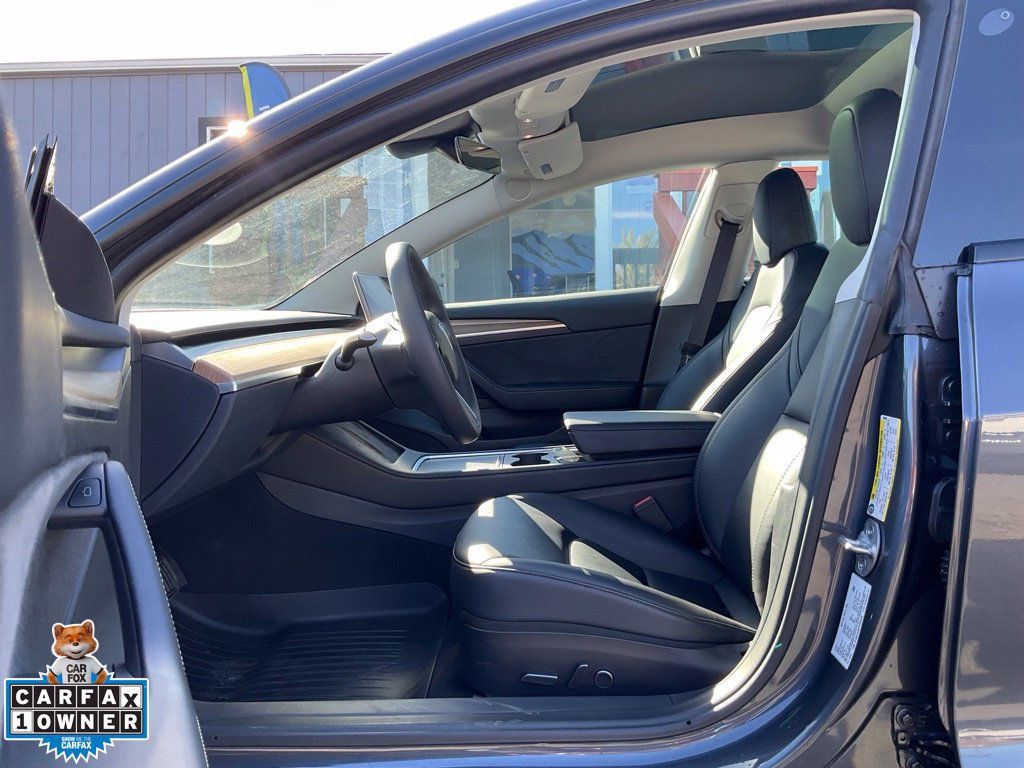 Used 2023 Tesla Model 3 Standard Range RWD image 7