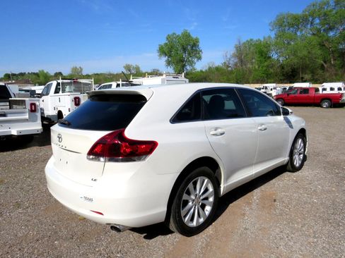 Used 2013 Toyota Venza LE image 5
