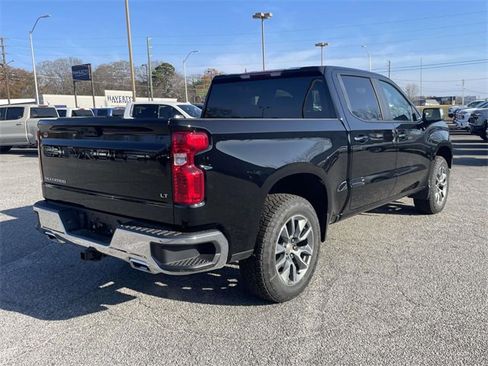 New 2026 Chevrolet Silverado 1500 LT image 3