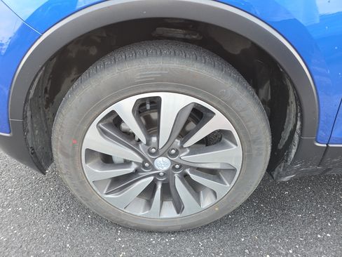 Used 2018 Buick Encore Preferred AWD/4WD image 25