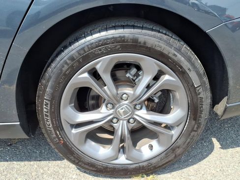 Used 2023 Honda Accord EX image 13