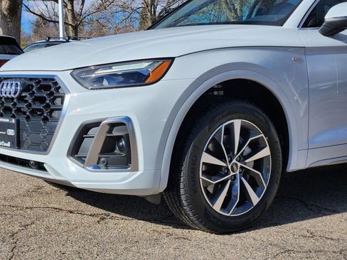 Used 2023 Audi Q5 2.0T Premium w/ Convenience Package image 7