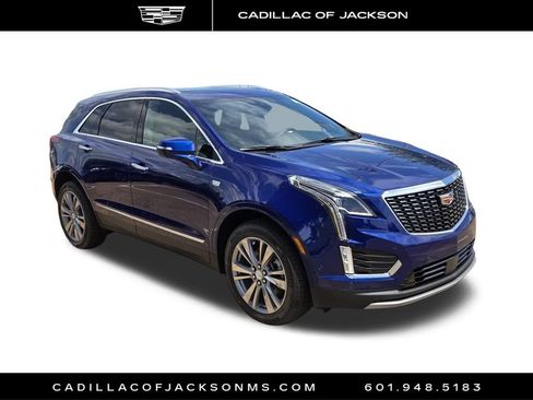 New 2026 Cadillac XT5 Premium Luxury w/ Driver Assist Package FWD image 16