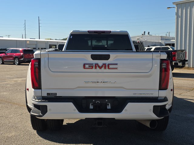 Used 2024 GMC Sierra 3500 Denali w/ Denali Reserve Package AWD/4WD image 4