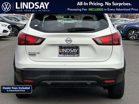 Used 2018 Nissan Rogue Sport S FWD image 6