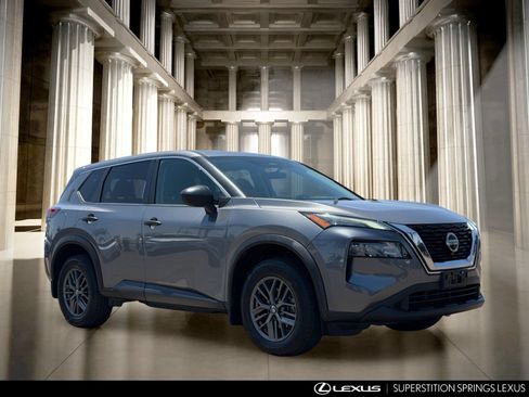 Used 2021 Nissan Rogue S FWD image 2
