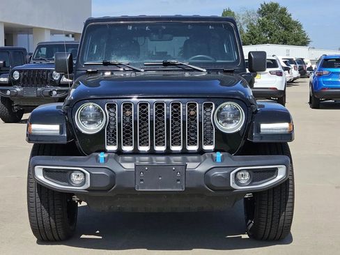 Used 2023 Jeep Wrangler Sahara image 2