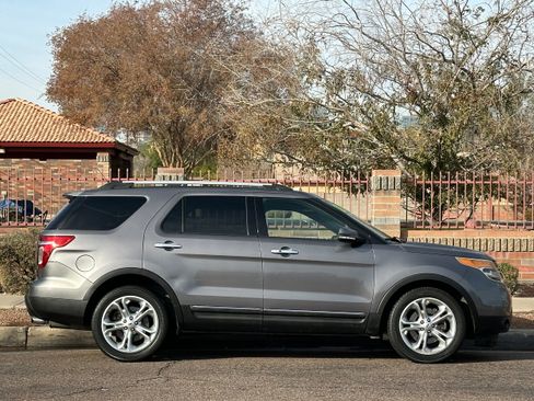 Used 2013 Ford Explorer Limited FWD image 9