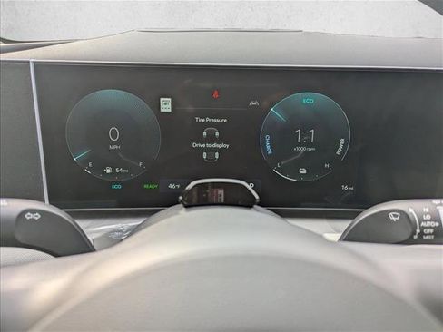 New 2026 Hyundai Tucson Limited image 16