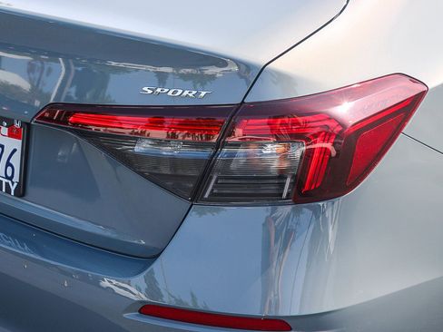 Used 2025 Honda Civic Sport image 10