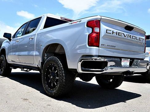 Used 2019 Chevrolet Silverado 1500 LT w/ All-Star Edition AWD/4WD image 4