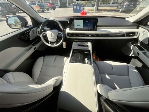 New 2026 Lincoln Aviator Reserve image 18