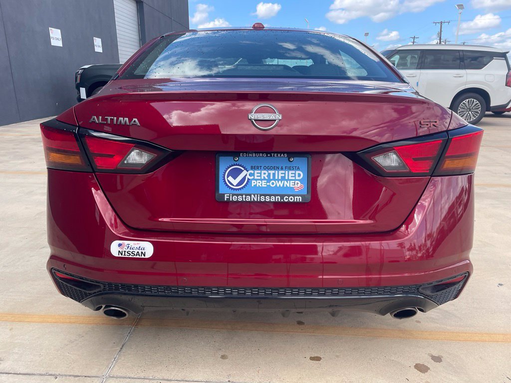 Used 2024 Nissan Altima 2.5 SR FWD image 4
