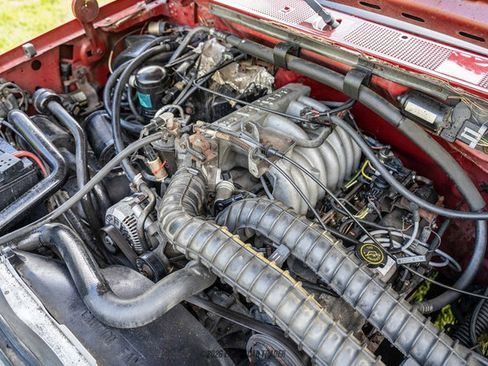 Used 1995 Ford Bronco XLT AWD/4WD image 17
