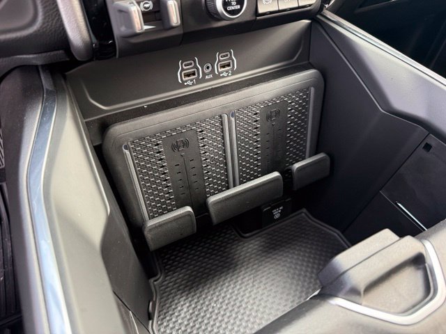 Used 2026 RAM 3500 Laramie w/ Night Edition AWD/4WD image 52