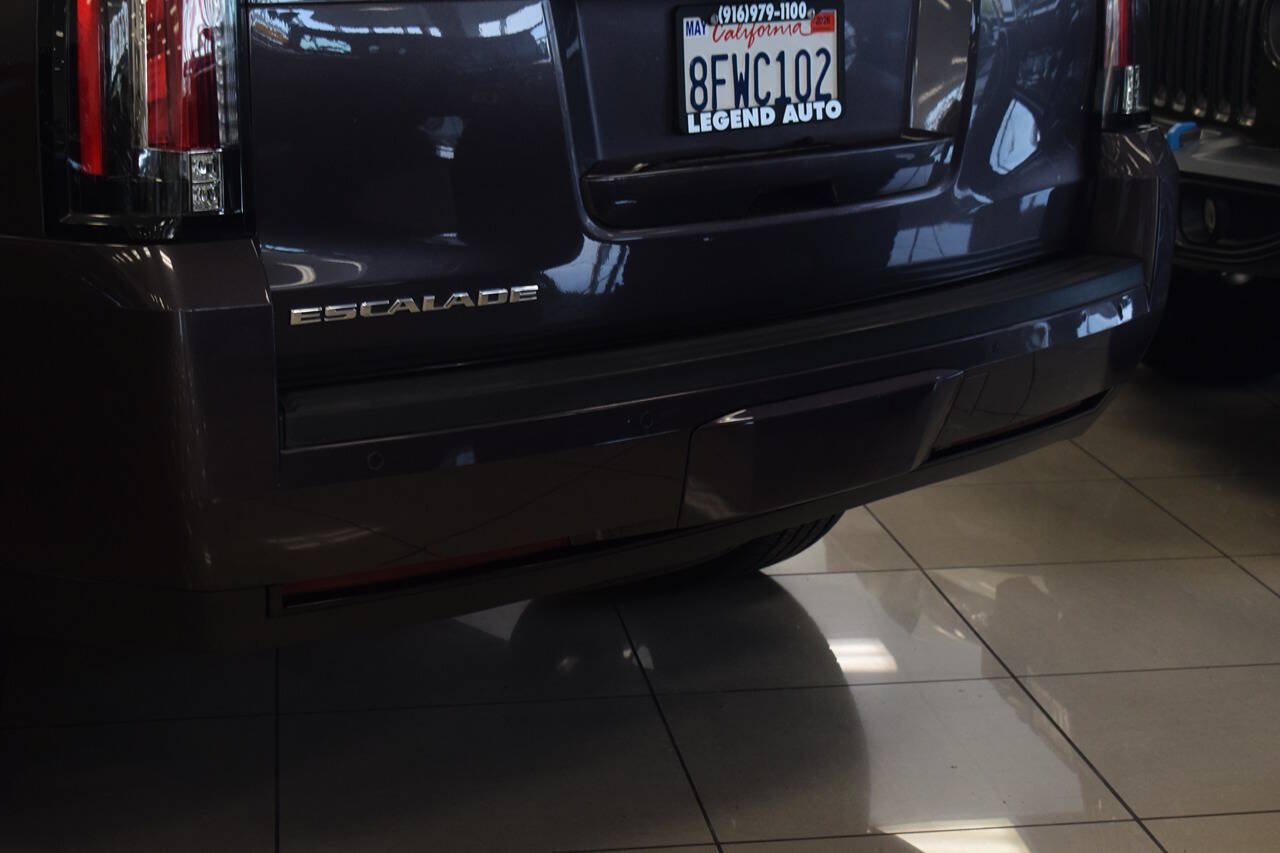 Used 2015 Cadillac Escalade Premium AWD/4WD image 11