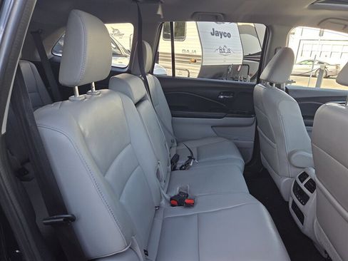 Used 2017 Honda Pilot EX-L image 22