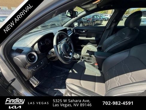 Certified 2024 Kia Forte GT-Line FWD image 9