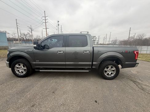 Used 2017 Ford F150 XLT w/ Equipment Group 302A Luxury image 8