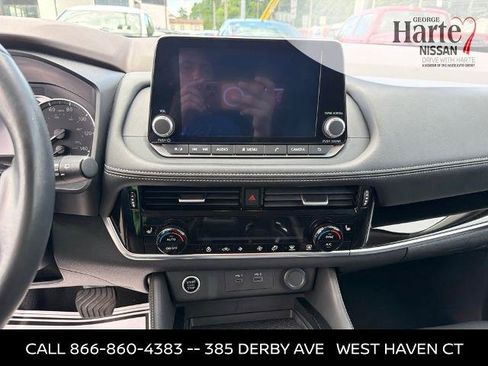 Certified 2023 Nissan Rogue SL AWD/4WD image 18
