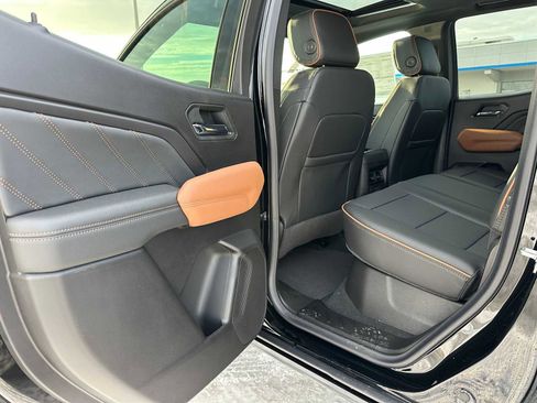 New 2026 GMC Canyon AT4 w/ Technology Plus Package image 15