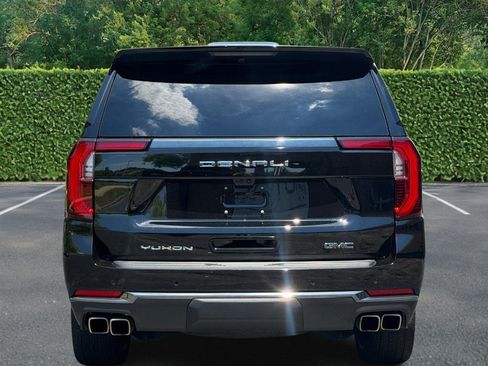 Used 2025 GMC Yukon Denali Ultimate AWD/4WD image 5