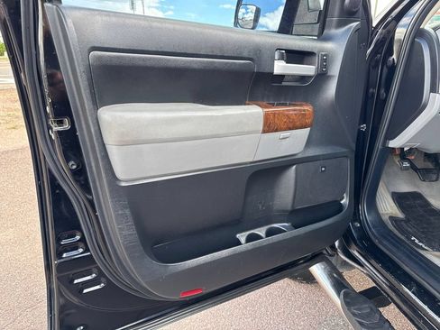 Used 2011 Toyota Tundra Limited w/ Memory Pkg AWD/4WD image 42