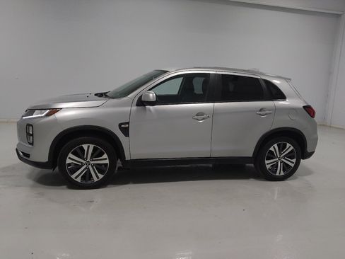 Used 2021 Mitsubishi Outlander Sport FWD image 2