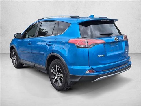 Used 2017 Toyota RAV4 XLE w/ Protection Package AWD/4WD image 8