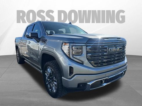 Used 2023 GMC Sierra 1500 Denali Ultimate image 3