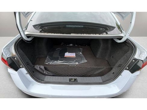 Used 2025 Nissan Versa SR w/ Trunk Package FWD image 30