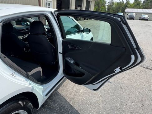 Used 2023 Chevrolet Malibu LT w/ Driver Confidence Package image 31