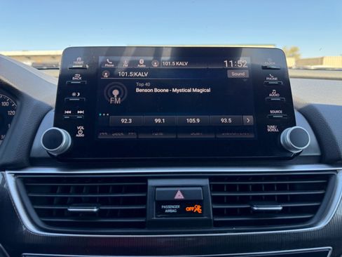 Used 2018 Honda Accord Sport image 21