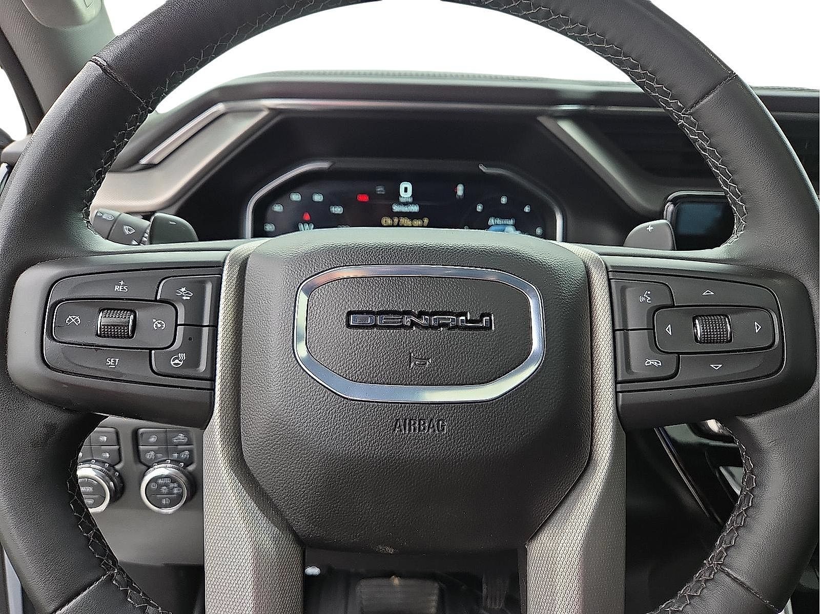 Certified 2024 GMC Sierra 1500 Denali w/ Denali Reserve Package AWD/4WD image 24