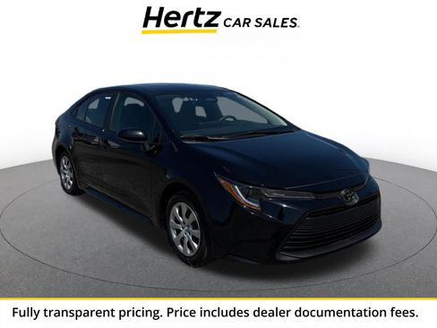 Used 2025 Toyota Corolla LE FWD image 1