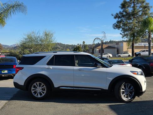 Used 2020 Ford Explorer Limited image 10