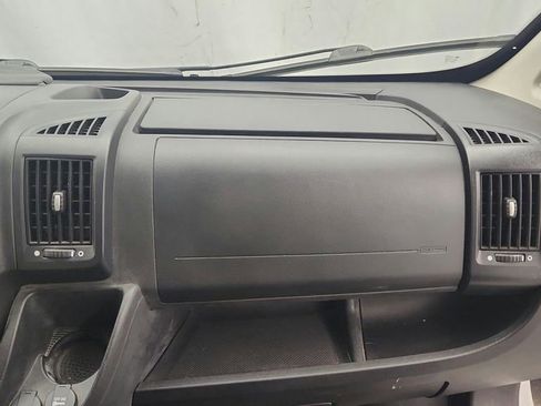 Used 2019 RAM ProMaster 2500 FWD image 11