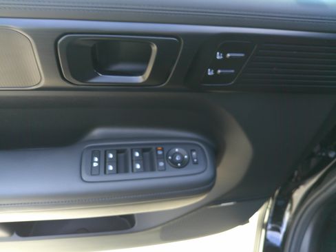 Used 2024 Hyundai Santa Fe Calligraphy image 18