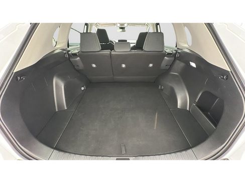 Used 2025 Toyota RAV4 LE AWD/4WD image 21