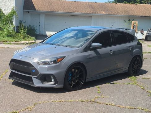 Used 2017 Ford Focus RS AWD/4WD image 8