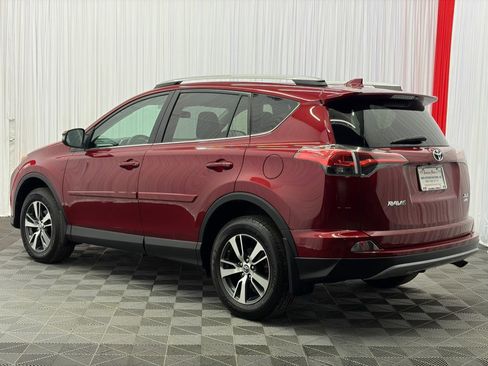 Used 2018 Toyota RAV4 XLE AWD/4WD image 6