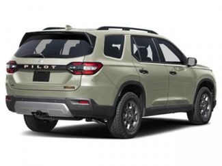 New 2026 Honda Pilot TrailSport video 2