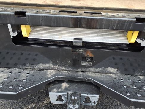 Used 2021 Ford E-350 and Econoline 350 Super Duty image 22